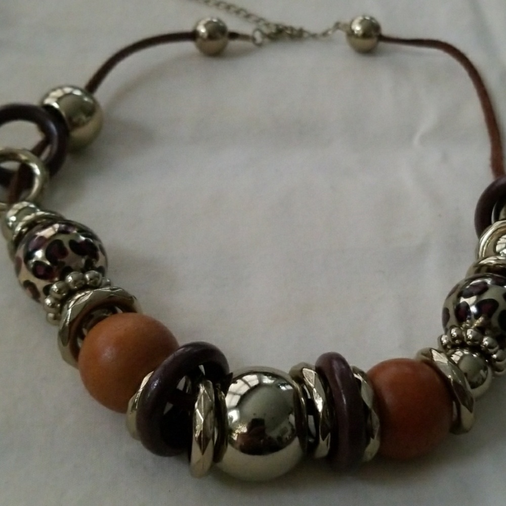Jewelry - Picture 3 of 4
